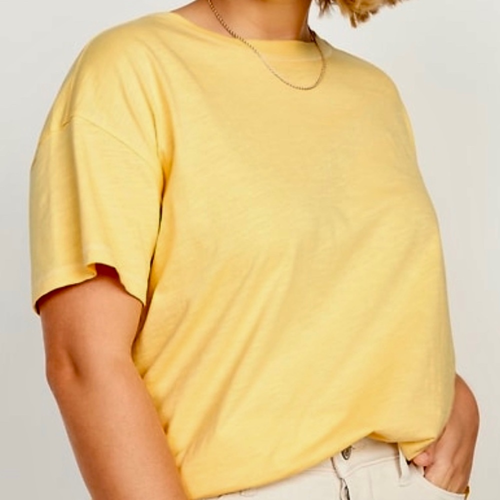 Short-Sleeve Vintage Easy T-Shirt in Morning Sun (NWOT)